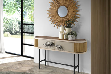 Entrada y Auxiliares