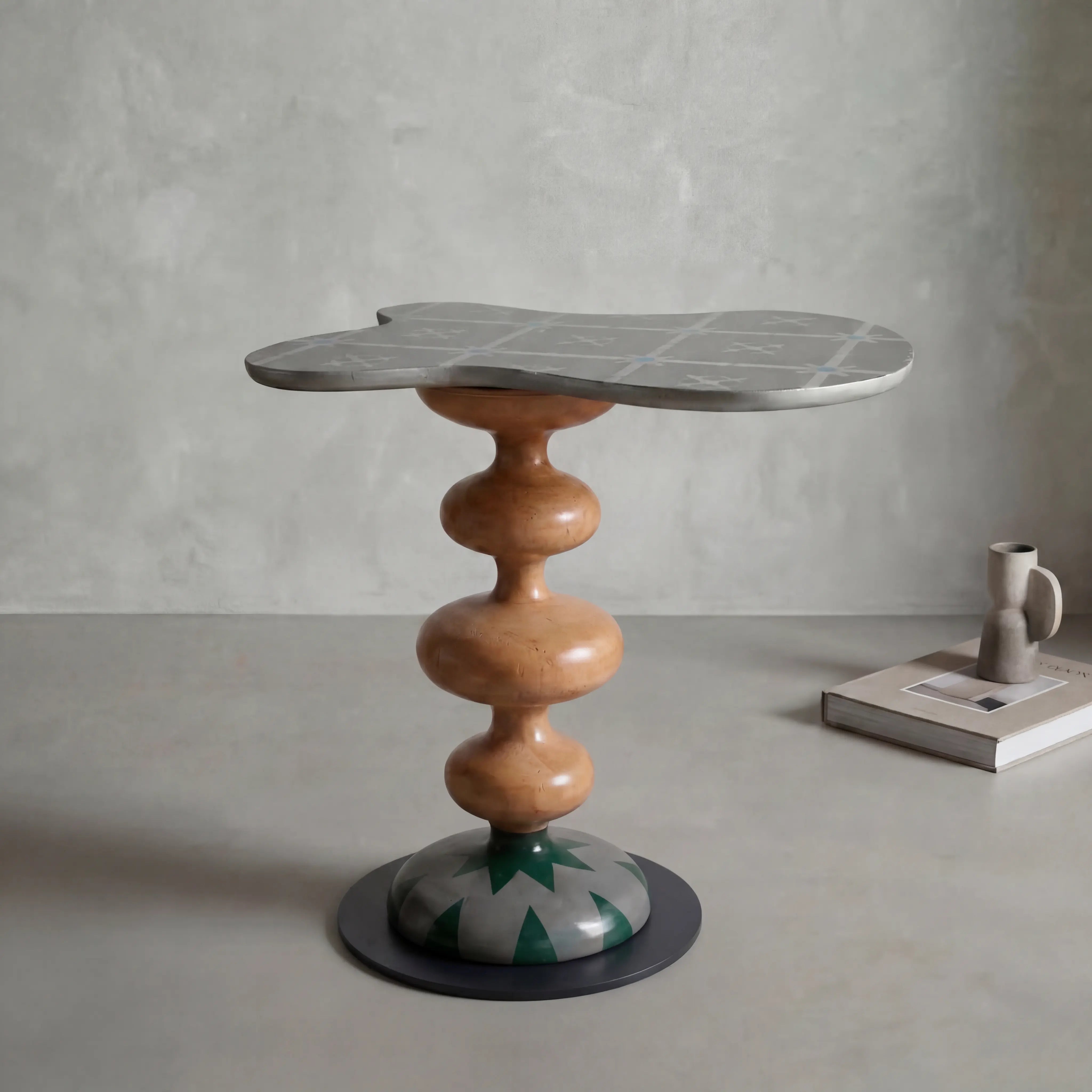 Marcela 1 Table