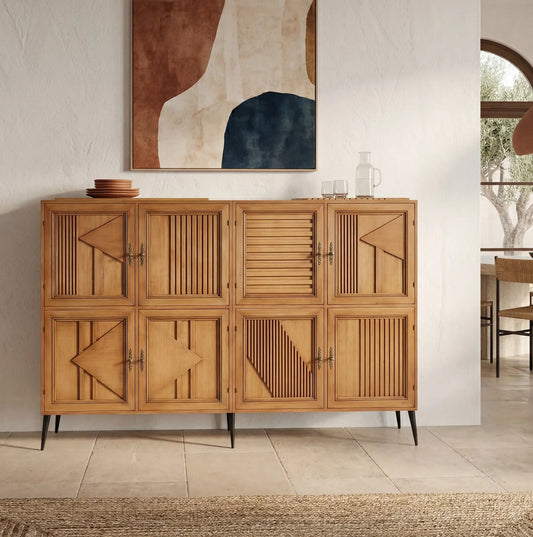 Aparador Mytho de madera con diseño geométrico en ambiente moderno