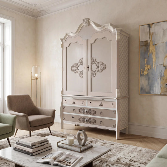 armario Cluster en dormitorio clásico elegante con detalles decorativos