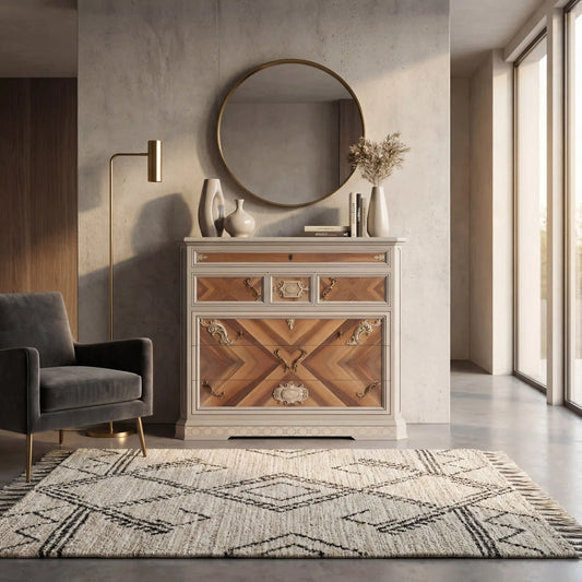 cómoda escritorio Gastón cerrada colocada en salón moderno