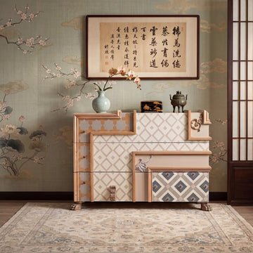 cómoda Seda en dormitorio decorado con estilo oriental y tonos neutros