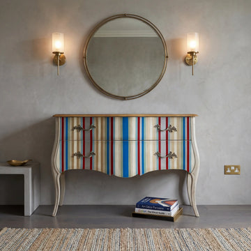 Cómoda Vega de diseño original para dormitorio elegante