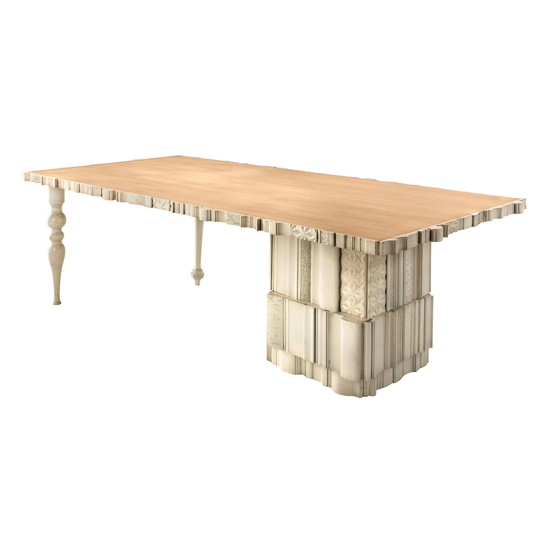 Mesa de comedor Queen con tablero de madera y base central artesanal sobre fondo blanco