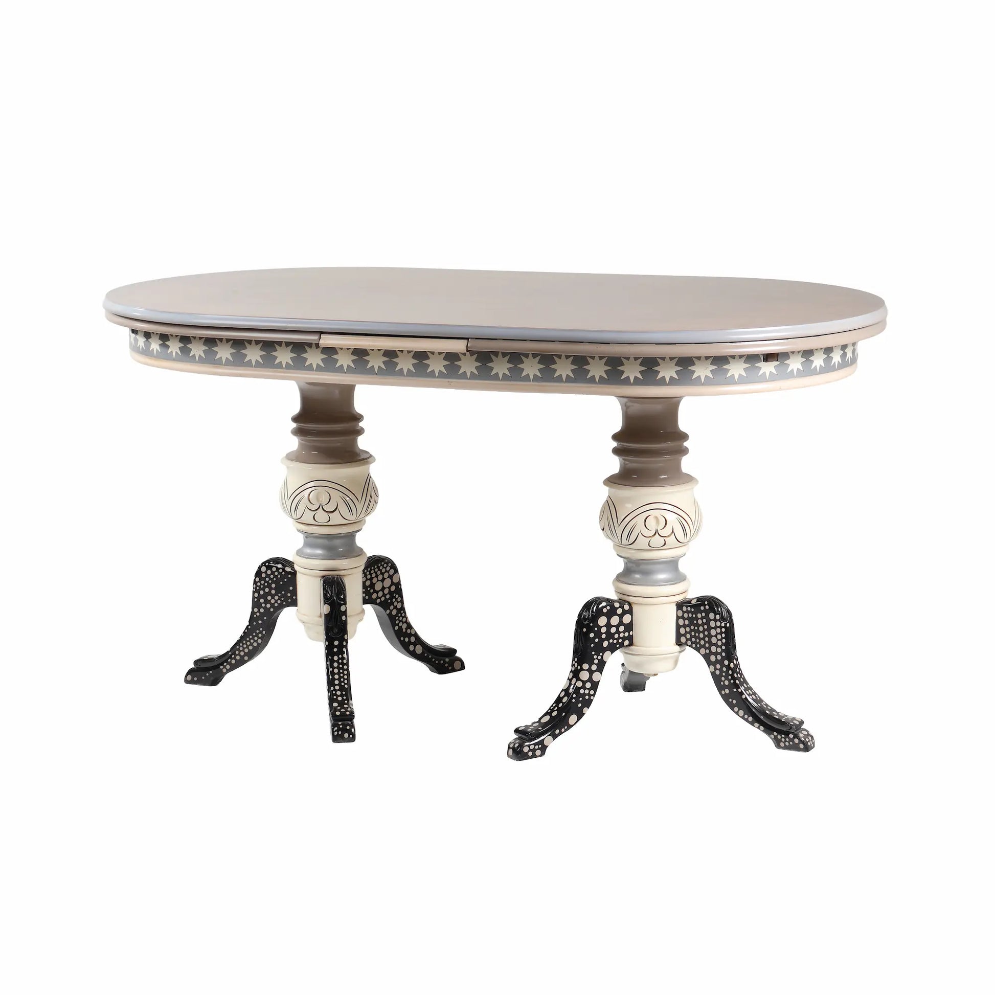 mesa Niza de madera con diseño original y patas decorativas