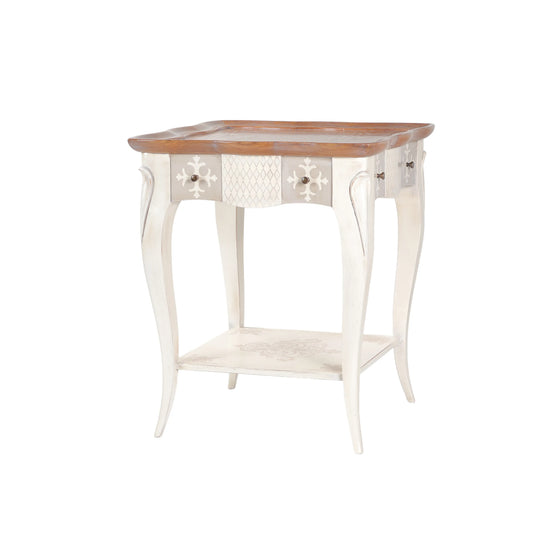 Mesita auxiliar Cano con tapa de madera, patas curvas, cajones y estante inferior decorado