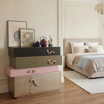 London Chest of Drawers