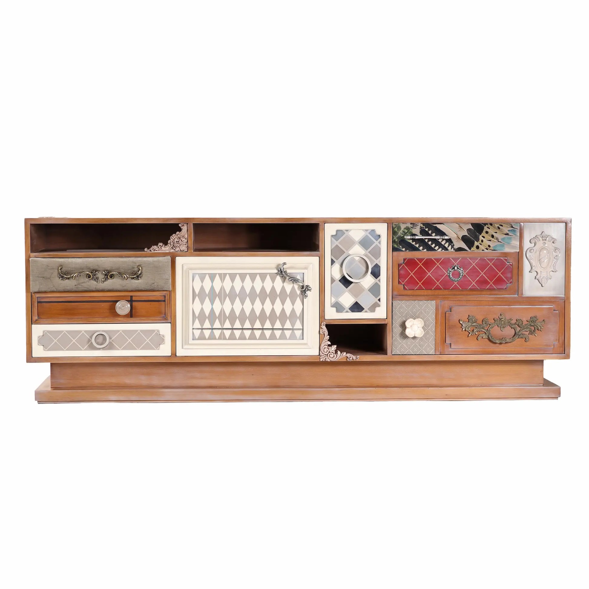 Vista frontal del mueble TV Punk de Lola Glamour con cajones, puertas y composición decorativa asimétrica