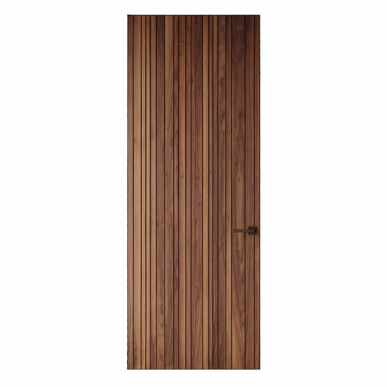 Puerta oculta Denver con diseño de listones verticales de madera y acabado natural.