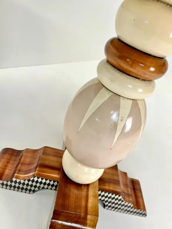 Diseño artesanal de la mesa Péndola de Lola Glamour.