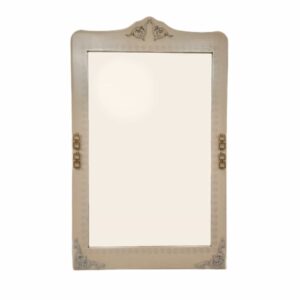 Espejo Stella de diseño único de Lola Glamour en fondo blanco