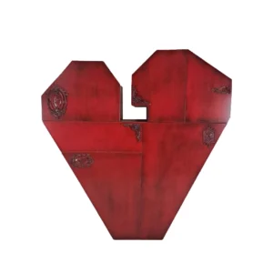 Vista frontal del Mueble Corazón lacado en rojo sobre fondo blanco.