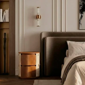 Mesilla de noche circular de nogal integrada en dormitorio contemporáneo